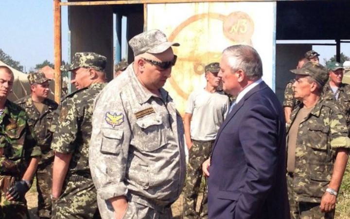 ukrainskie_voennye2.jpg?itok=HfmNP5BL