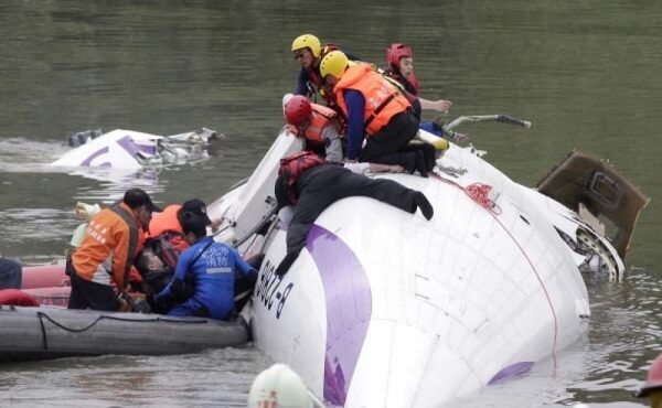 Крушение самолета в Тайване, версии трагедии