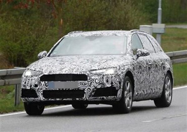 Audi A4 - шпионские снимки в интернете