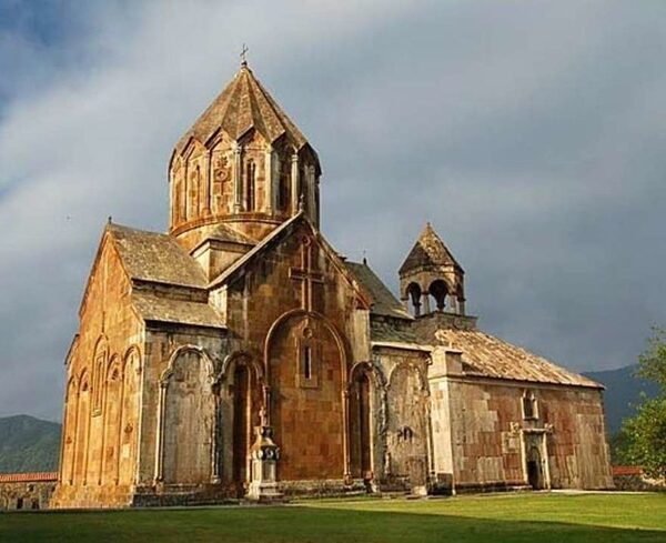Исторические памятники Нагорного Карабаха